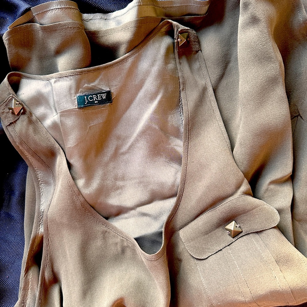 J.CREW silk olive green tank with gold silk acetate lining and double hem